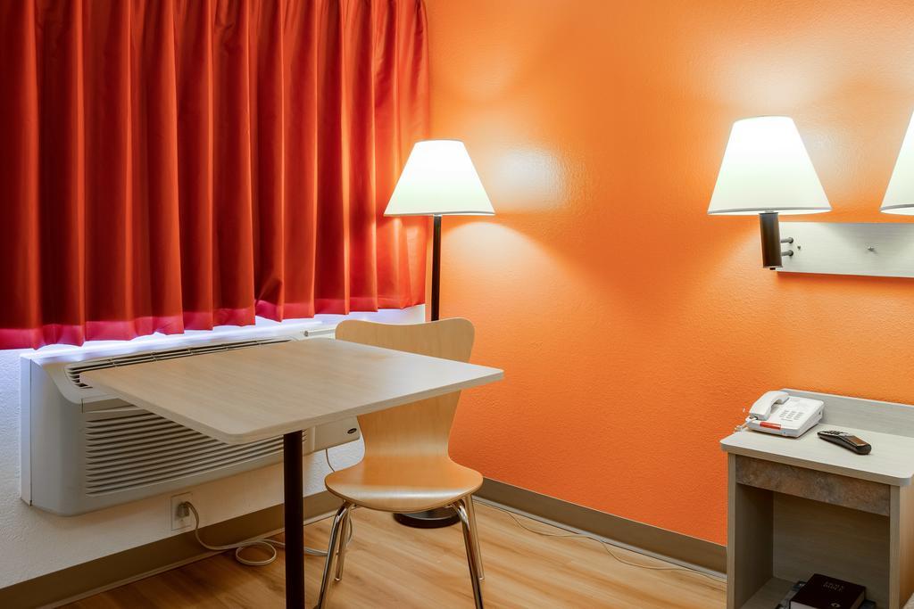 Motel 6-Kelso, Wa - Mt. St. Helens エクステリア 写真