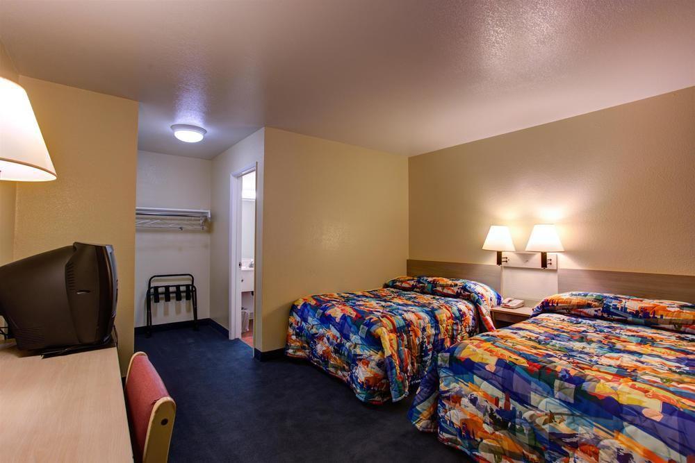 Motel 6-Kelso, Wa - Mt. St. Helens エクステリア 写真