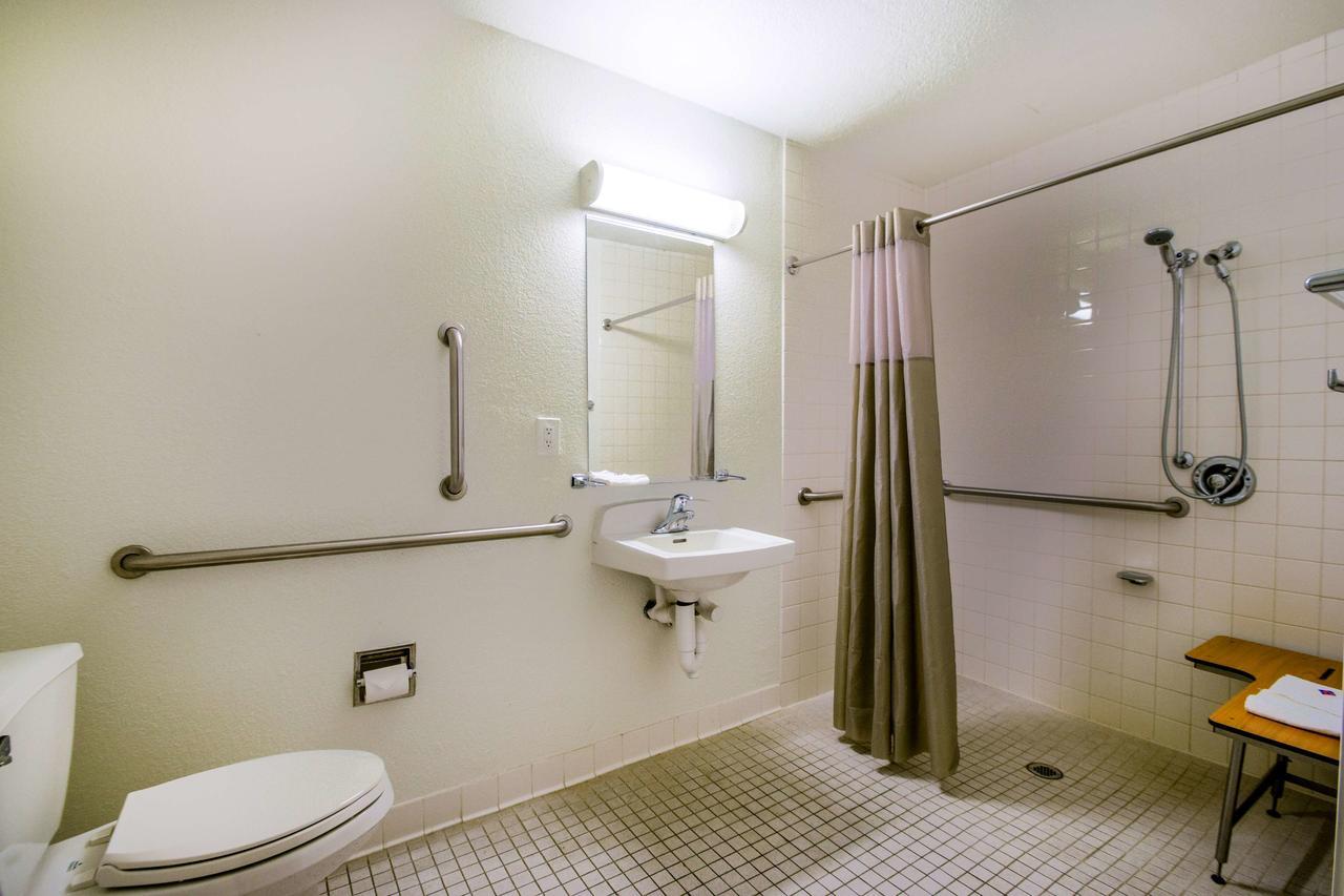 Motel 6-Kelso, Wa - Mt. St. Helens エクステリア 写真