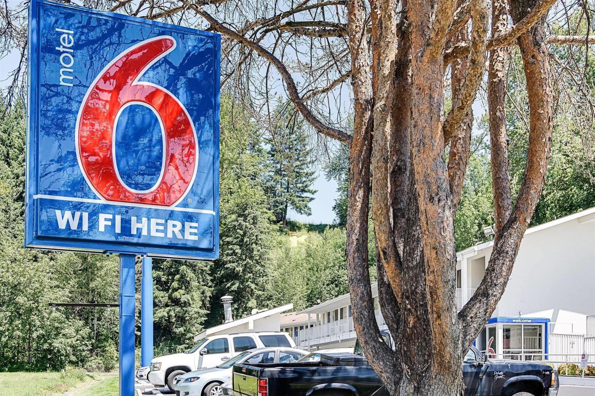 Motel 6-Kelso, Wa - Mt. St. Helens エクステリア 写真