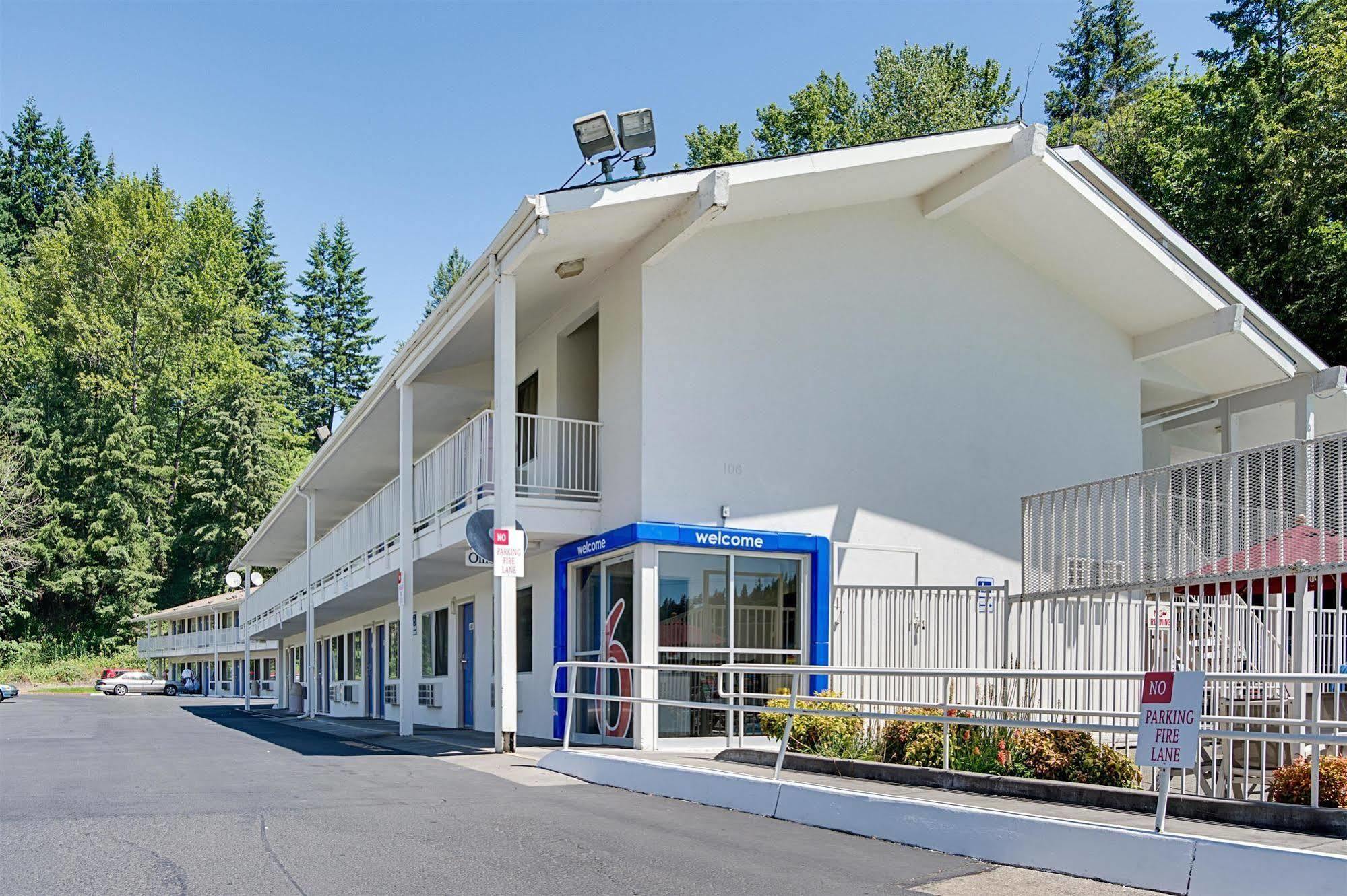 Motel 6-Kelso, Wa - Mt. St. Helens エクステリア 写真