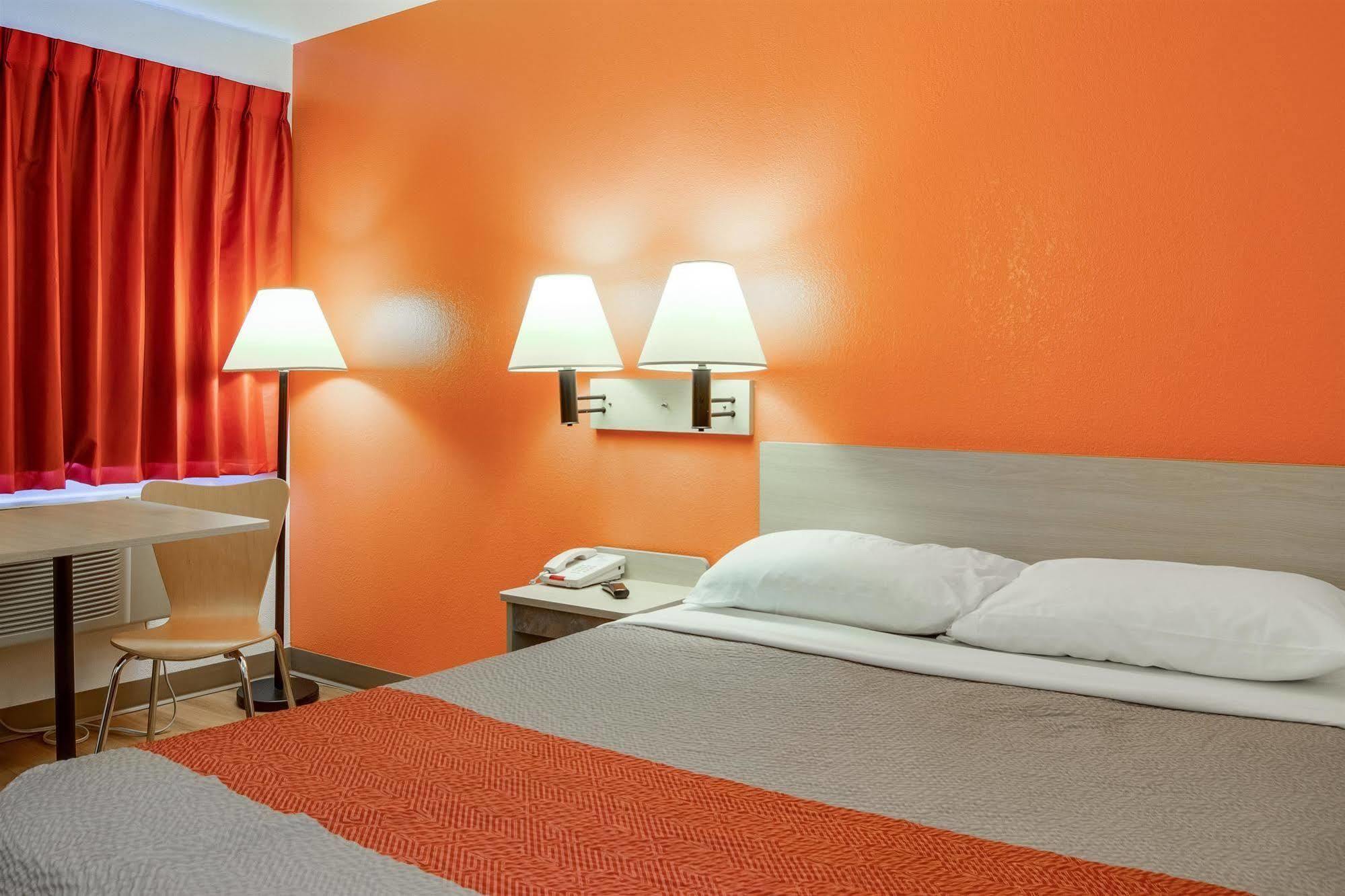 Motel 6-Kelso, Wa - Mt. St. Helens エクステリア 写真